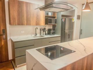 Modern 2BR 3Bed Country Suite | El Retiro, Ant - 6
