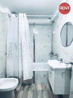 Rent Carlos Calvo - 2