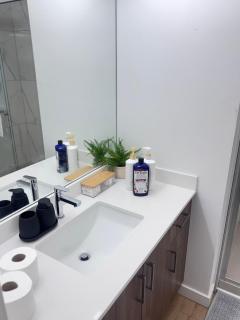 Cozy 1-Bedroom with Natural lights - 4