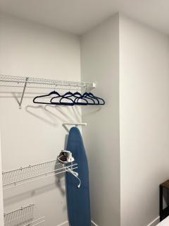 Cozy 1-Bedroom with Natural lights - 2