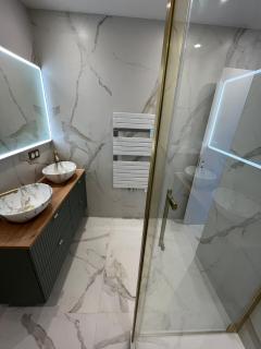 Bedroom - In a shared apartment in St-Denis - 9