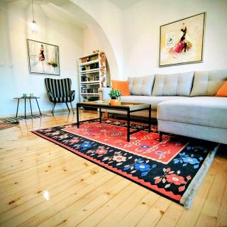 Skopje with view! Entire floor! Renovated! - Vodno - 0