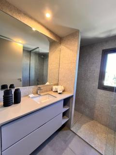 MONOAMBIENTE DE PRIMER NIVEL OPCiON COCHERA - 3