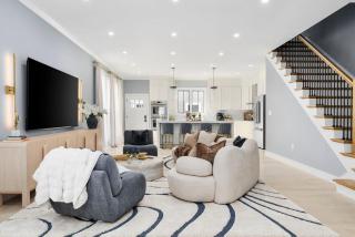 Boston Harvard Mansion HUGE GameRoom Spa Bath - 1