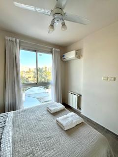 Departamento amplio hermosa ubicacion - 1