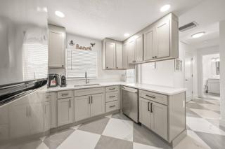 Jamaica Royale - 49 - 1