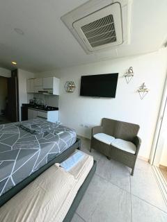 Apartaestudio 803B Sky Towers - 4