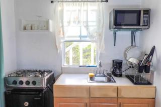 Modern Cozy Apartment - 9