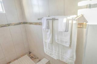 Modern Cozy Apartment - 1