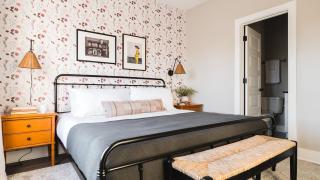 Stapleton McGraw by AvantStay 2 Units Sleeps 16 Spacious Home in Nashville - 1