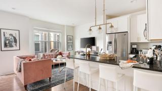 Hart Suite Buyout 6 by AvantStay Two Nashville Town Houses w Stunning Amenities Design - 2