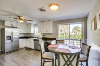 Tropical Bayfront Escape with Heated Pool and Dock! - 7