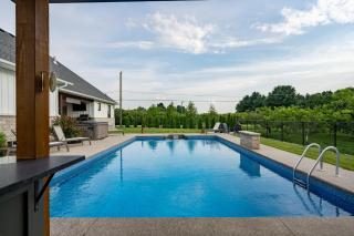 Farmhouse with Pool Hot Tub and Vineyards - 2