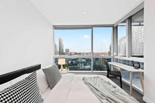 Stylish QV 2BR City Stay & Views - 9