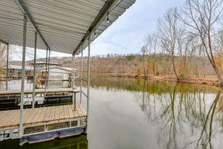 Lake Taneycomo Retreat Boat Slip, Pets Welcome! - 9