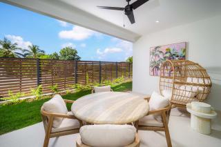 Elegant LUX 2BR 3mins to Beach Pool & Deck - 8