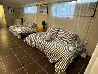 Scarborough Stays - Sleeps 8 by the Beachside - 7