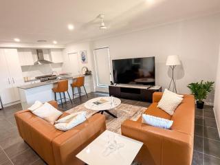 Modern Spacious 4BD Home in Pallara - 0