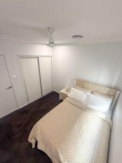 Modern Spacious 4BD Home in Pallara - 2