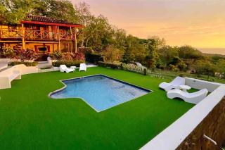 Peaceful Hillside Villa with Stunning Views - 8