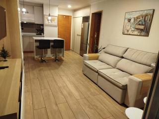 Fuegos artificiales y piscina temperada - 1