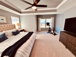 Luxury Modern KC Home Olathe Overland Park - 1