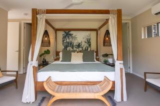 Escapades @ Palm Cove - 4