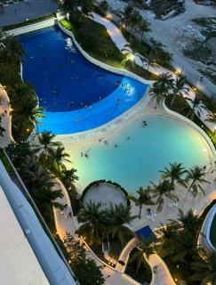 Azure North Monaco - Spacious 69sqm 1BR Condo - 1