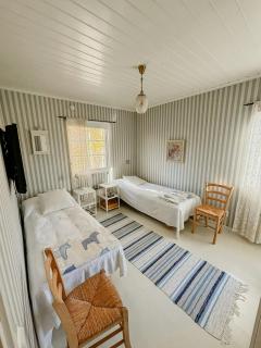 Seaside Home With Sunny Terrace - 7