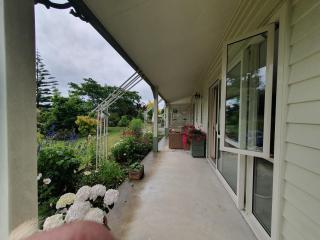 Lily Pad Apartment - 6