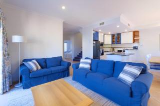 7 Steps to Beach Seaside Serenity 4BR with 2 Car Bays - 8