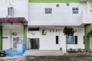 RedDoorz at Qaireen Living Jambi - 7