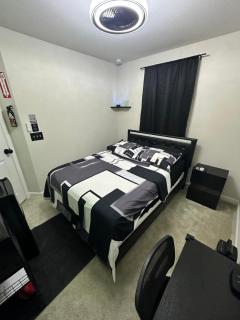 Modern Theme Private Room - 4