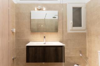 Stylish Apartment In The Heart Of Thessaloniki - 9