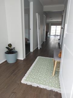 Luxurious 2 bedroom holiday home, Great savings 3 week stay minimum - 9