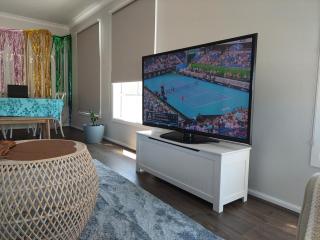 Luxurious 2 bedroom holiday home, Great savings 3 week stay minimum - 3