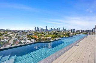 Gabba Retreat - Rooftop Pool & Stunning City View - 0