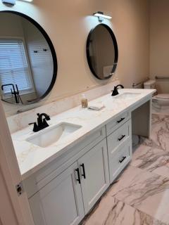 Modern 3BR Condo with 2-Car Garage - 6