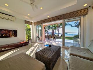 Five Palms Beachfront Villa - by KohChangVillas - 8