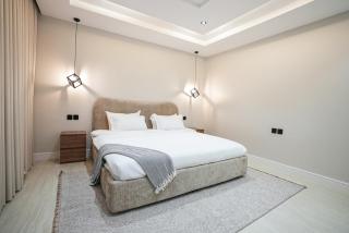 شقة فاخرة بتصميم أنيق ومميز - 7