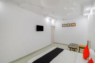 Hotel O Taj Home's - 2