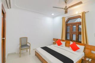 Hotel O Taj Home's - 1