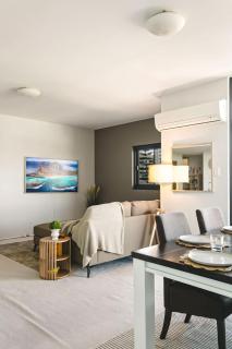 City Views, Beaufort St, 120sqm, Multiple Beds - 3