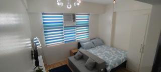 Holly's Place by Motorists Transient House - 8