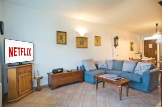 Relax at the Lake-Boat-Free WiFi and Parking - 7