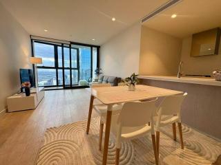 3BR Central Luxury Apt with Top Ocean View - 0