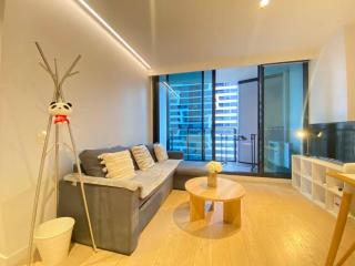 Stylish 1-Bedroom Apartment in Melbourne CBD - 1