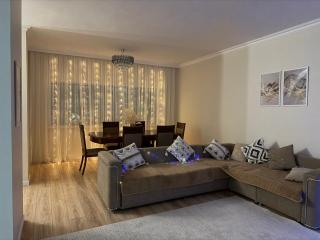 Современная 3-комнатная квартира с шикарным видом и свежим ремонтом - 3