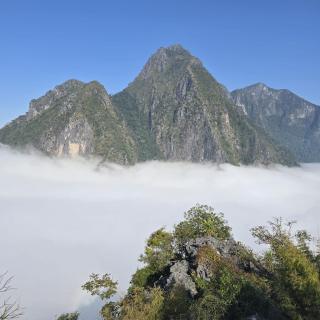 Camp above the clouds in Nong khiaw - 6