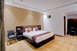 FabHotel Bay Breeze - 1